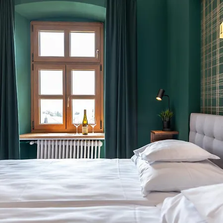 Gaestehaus Schloss Janson 여관 *