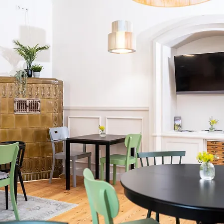 여관 Gaestehaus Schloss Janson Bockenheim an der Weinstrasse