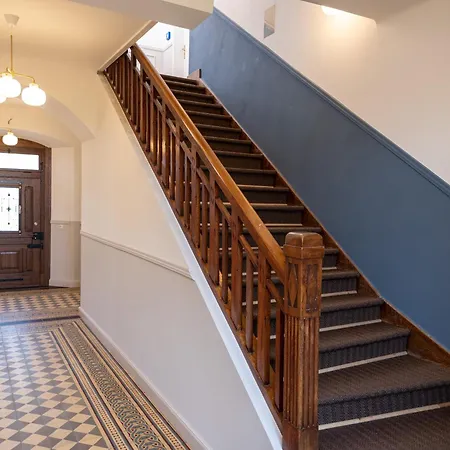 여관 Gaestehaus Schloss Janson Bockenheim an der Weinstrasse
