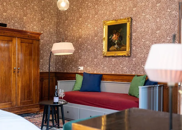 Gaestehaus Schloss Janson * Worms