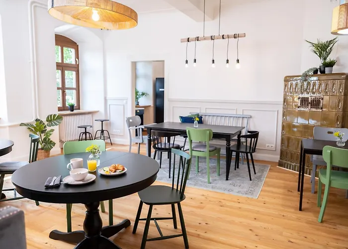 Gaestehaus Schloss Janson Estalagem Worms